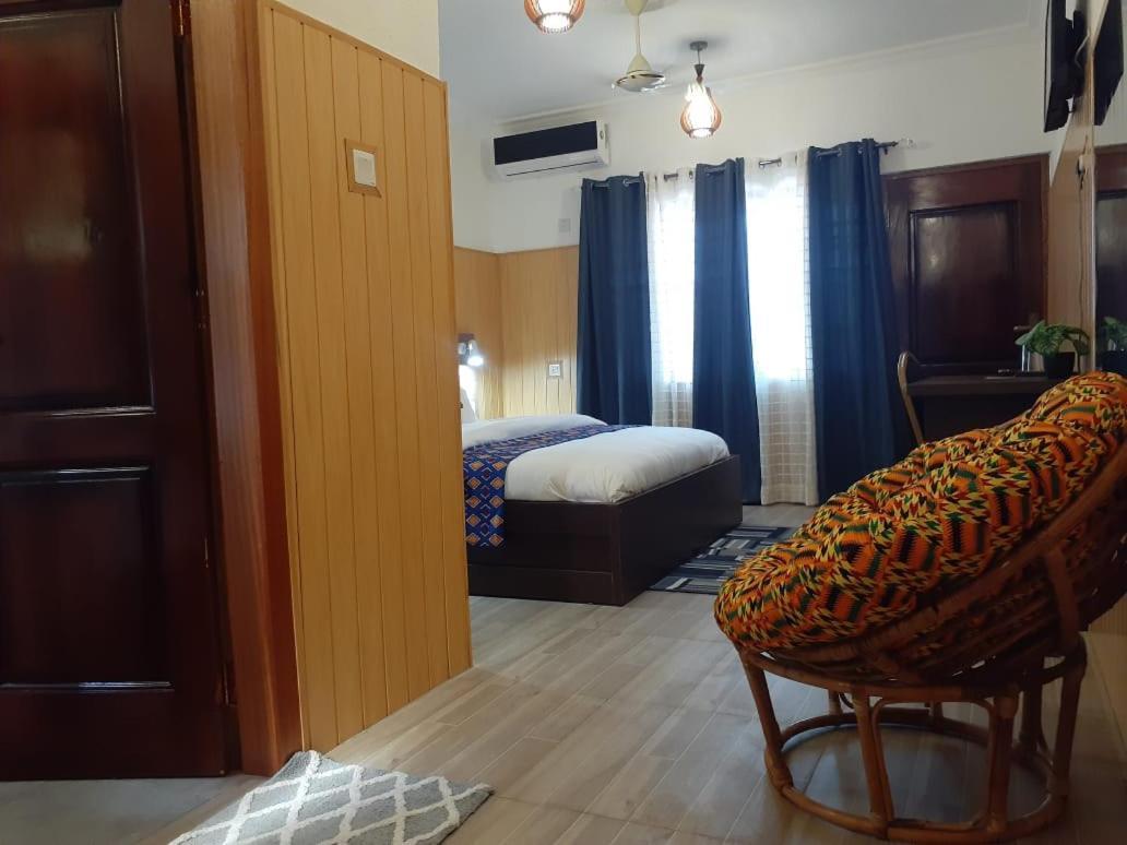 Hans Cottage Botel Cape Coast Exterior foto